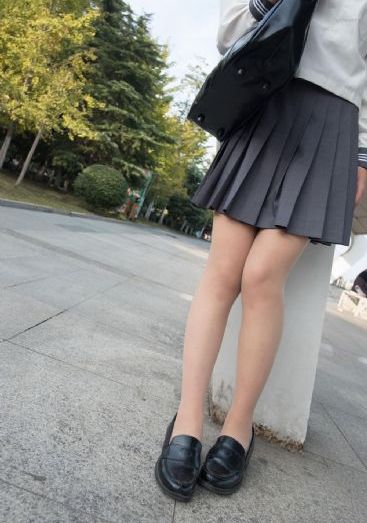 不法奸禁三人刑