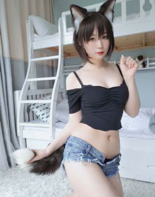 年轻的母亲bd