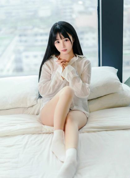 含紧一点h边做边走女男视频
