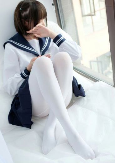 扒开美女狂揉下部