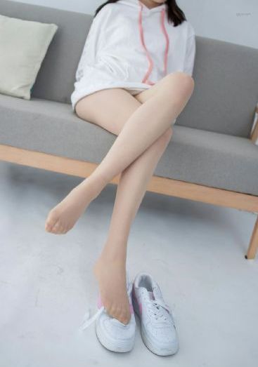 年轻漂亮的妈妈