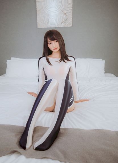 中字hd新婚夫妇的性