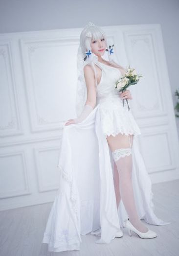 宁荣荣张开双腿被强视频