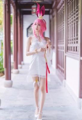 《蜜汁樱桃》作者:苦咖啡